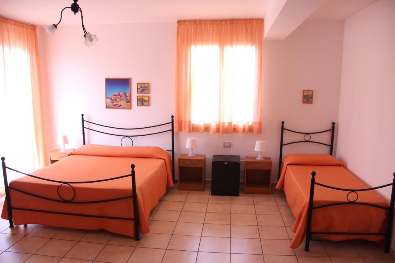 Fragolina B&B Furci Siculo Εξωτερικό φωτογραφία