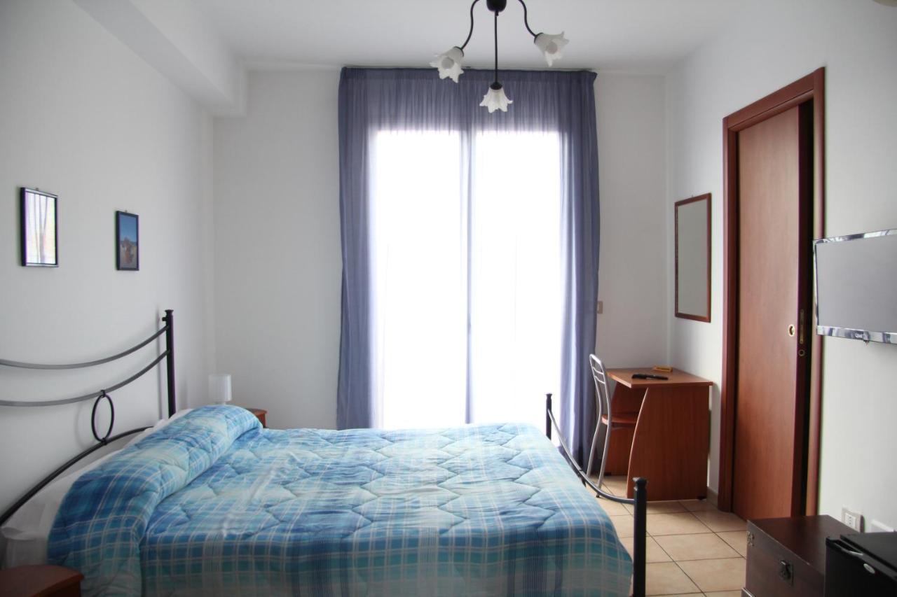 Fragolina B&B Furci Siculo Εξωτερικό φωτογραφία