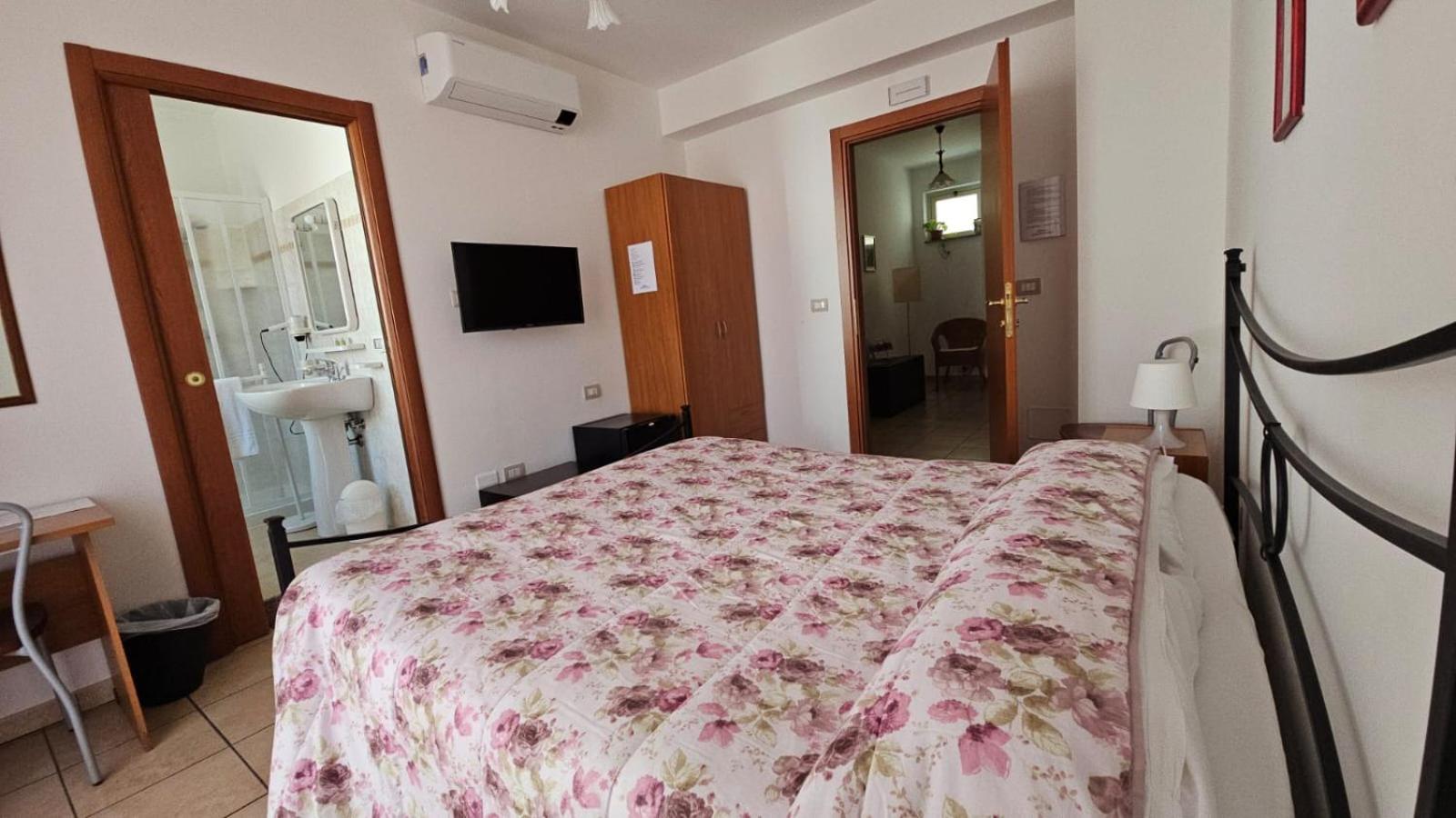 Fragolina B&B Furci Siculo Εξωτερικό φωτογραφία